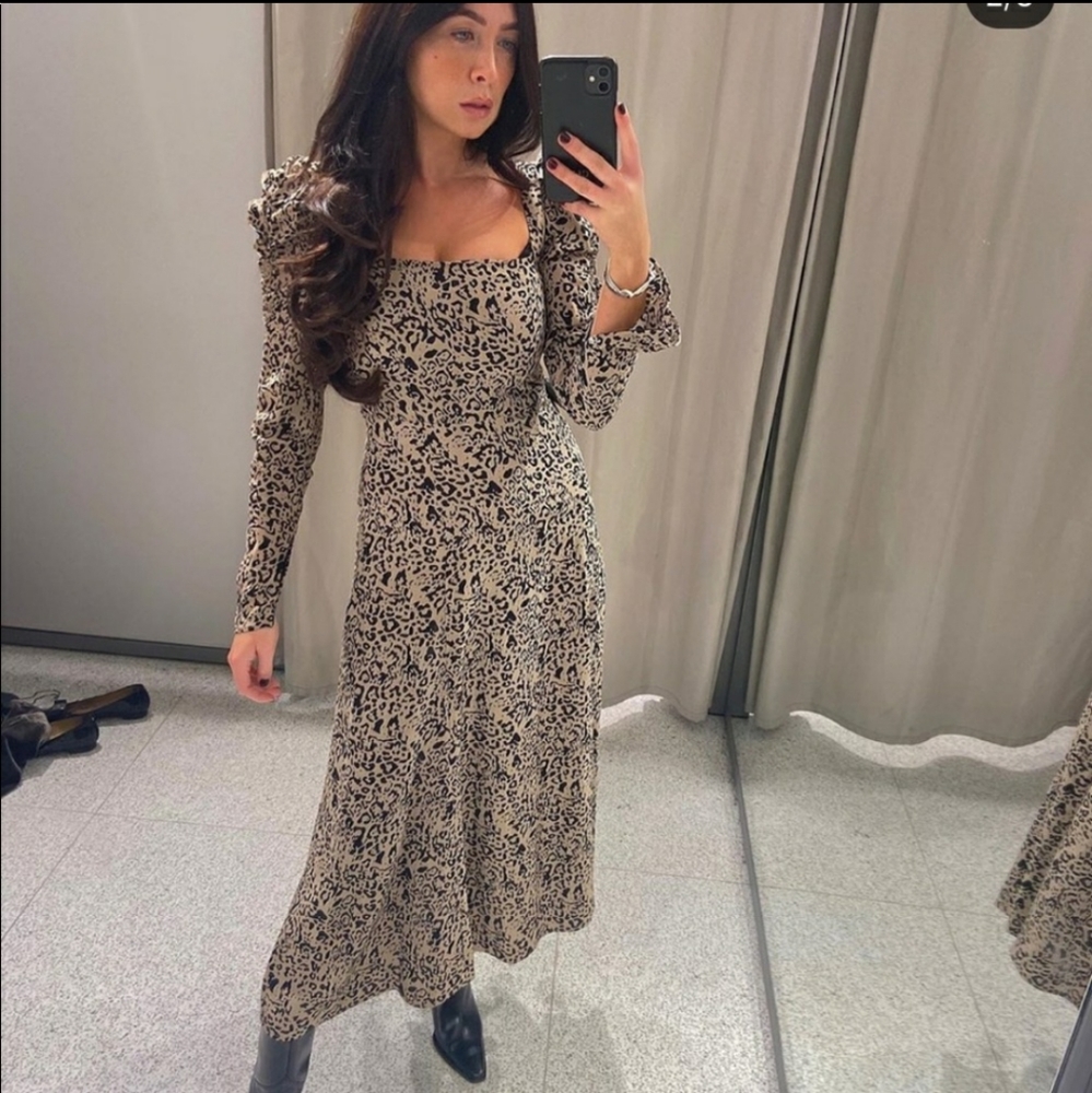 HOST PICK🎉 NWT ZARA Animal Print Maxi Dress 👗 - Picture 5 of 12